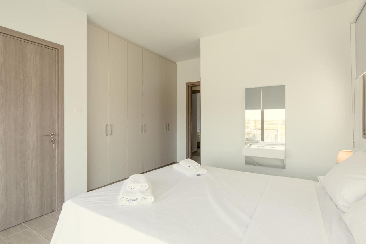 Palm Tree Villas Livadhia 외부 사진