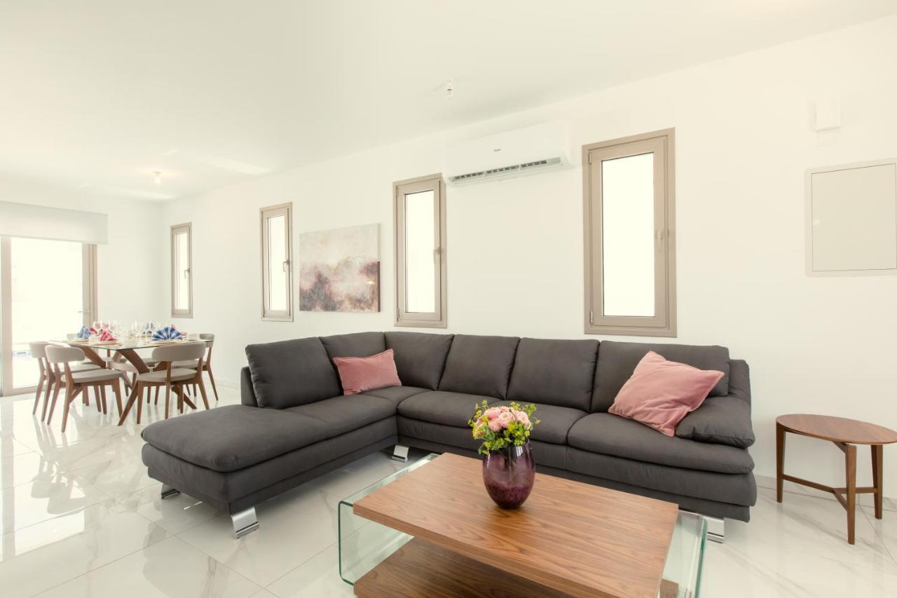Palm Tree Villas Livadhia 외부 사진
