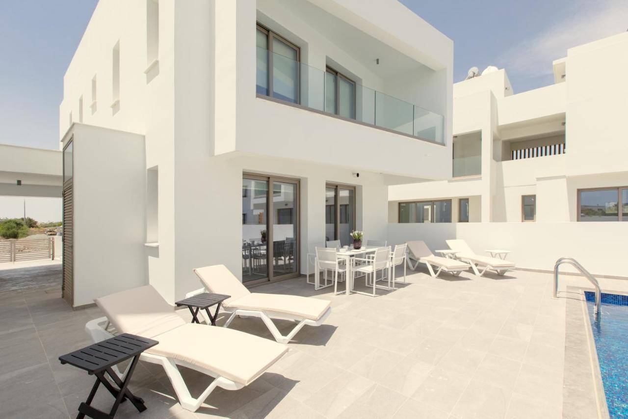 Palm Tree Villas Livadhia 외부 사진