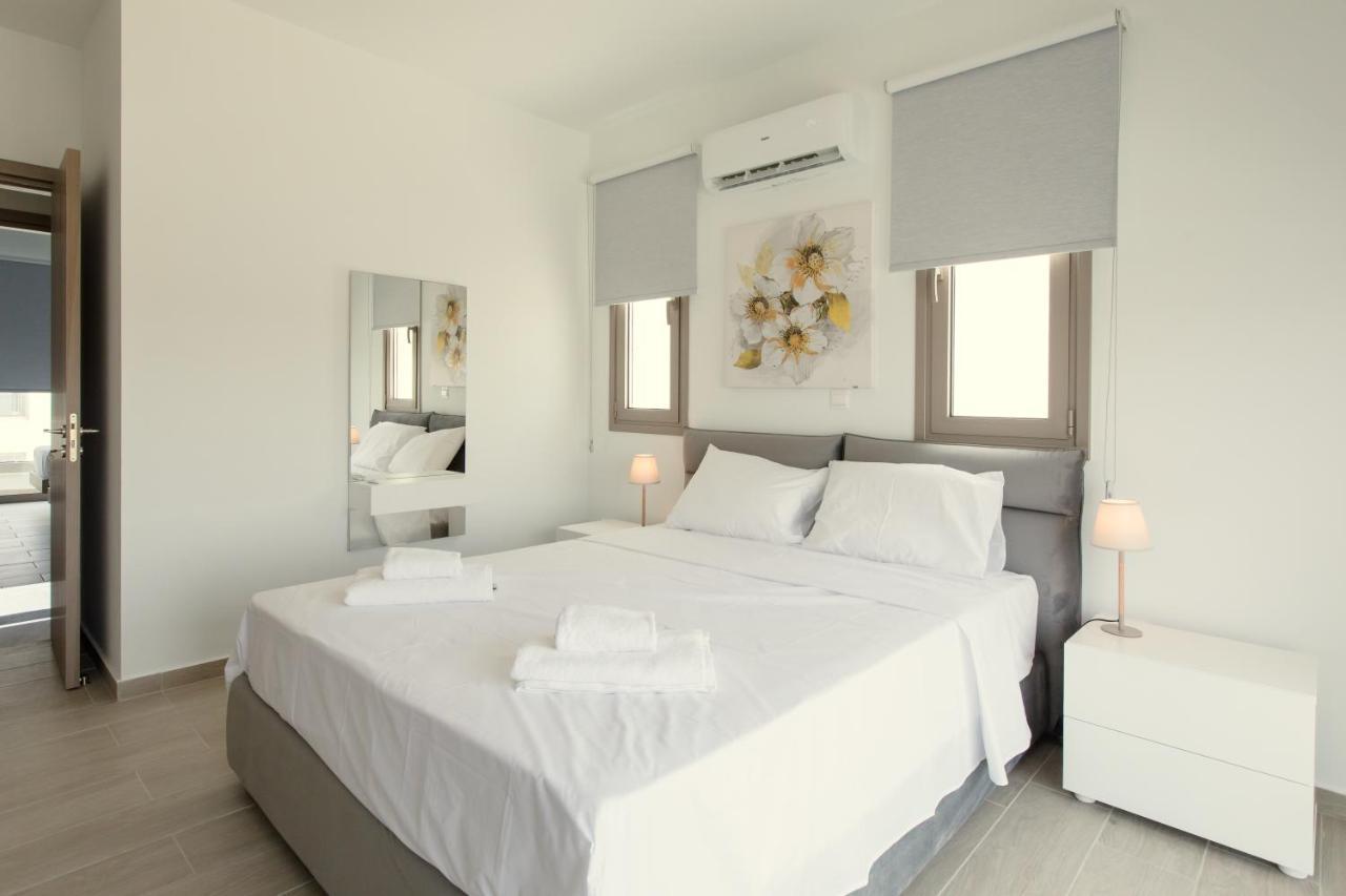 Palm Tree Villas Livadhia 외부 사진